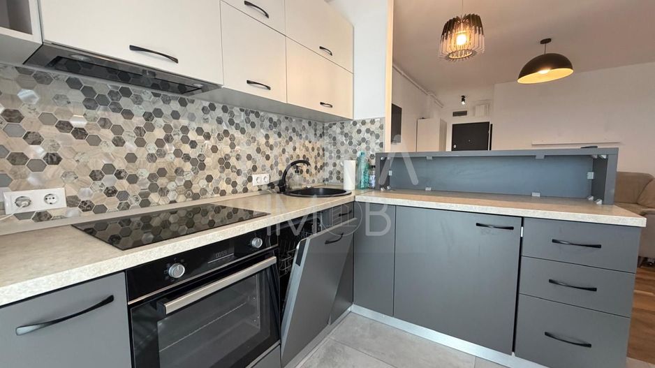 Apartament 3 camere, 2 balcoare, Calea Surii Mici - Poză 4