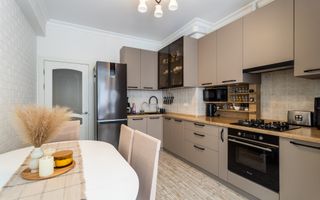 Vânzare, apartament, 2 camere, strada Nicolae Testemițanu , Centru - Poză 1