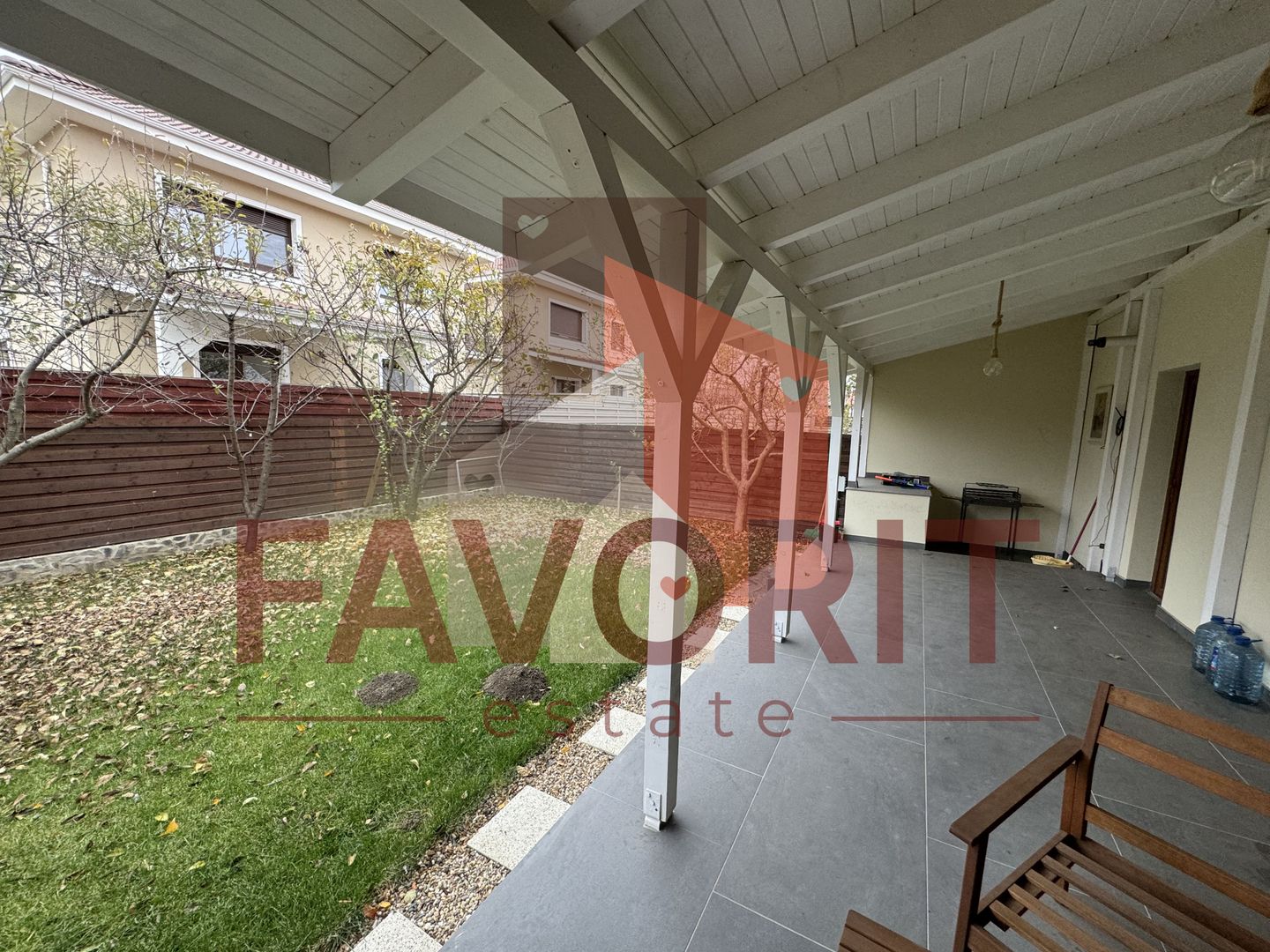 Casa cu garaj, langa padure in Dumbravita, mobilata si utilata - Poză 15