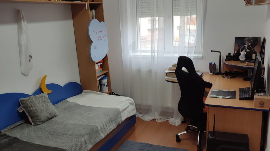 Apartament 4 camere, etaj 2, zona GARĂ; - Poză 5