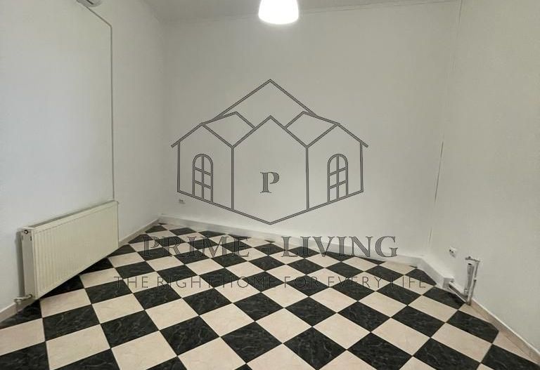 Apartament de 5 camere cu destinatia birou de inchiriat - Poză 2