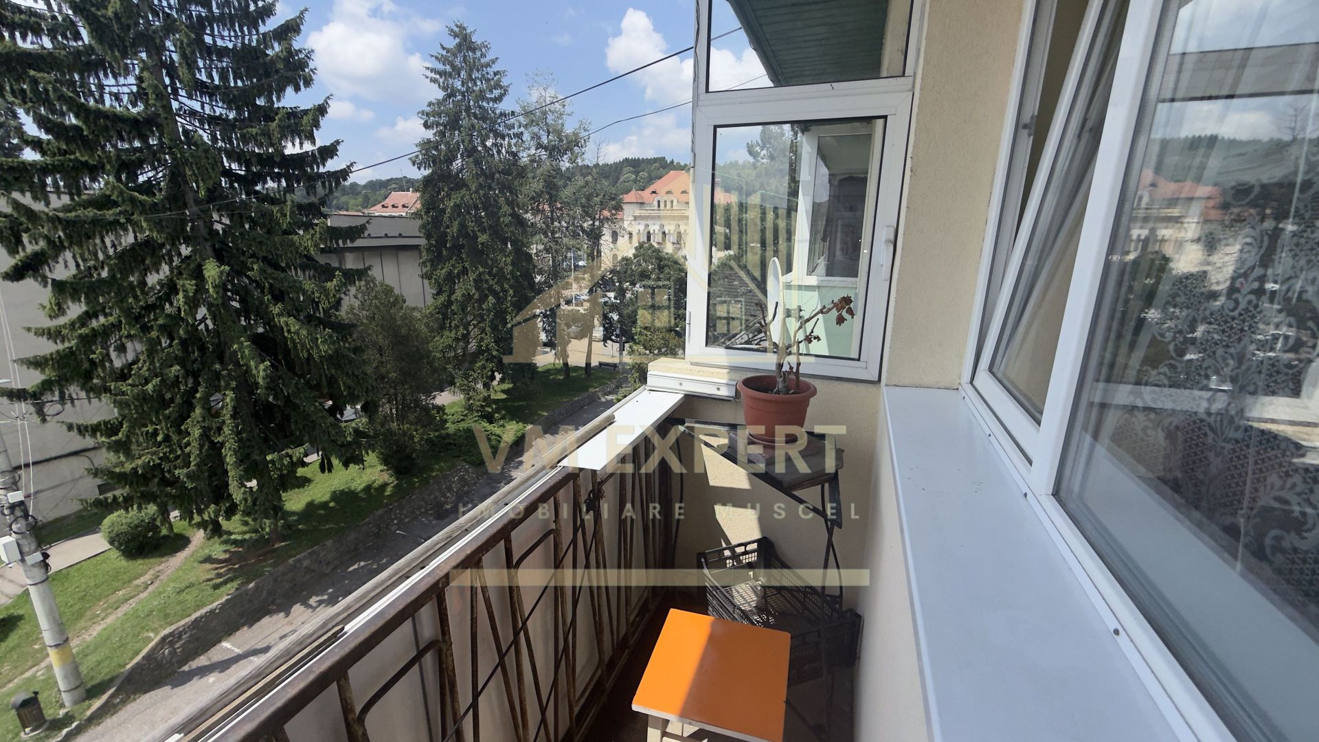 APARTAMENT 2 CAMERE ETAJ 4 ZONA ULTRACENTRALĂ CAMPULUNG - Poză 38