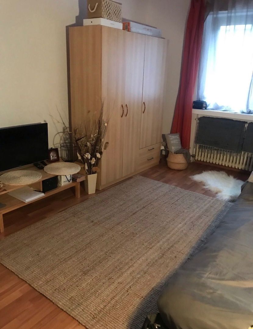 Garsoniera decomandata, tavane inalte, locatie premium Calea Victoriei - Poză 3