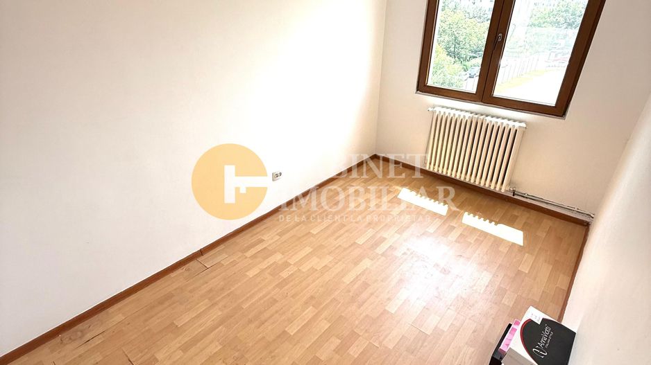 3 Camere SemiDecomandat  - Bloc fara risc - Podu Ros - Poză 5