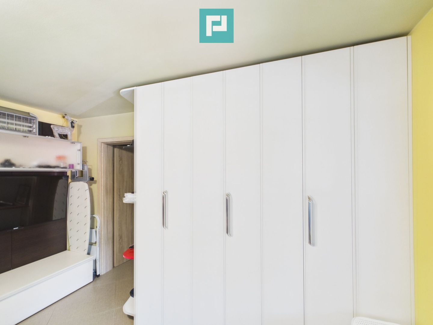 Apartament 3 camere, 2băi, complet mobilat Complex - Poză 5
