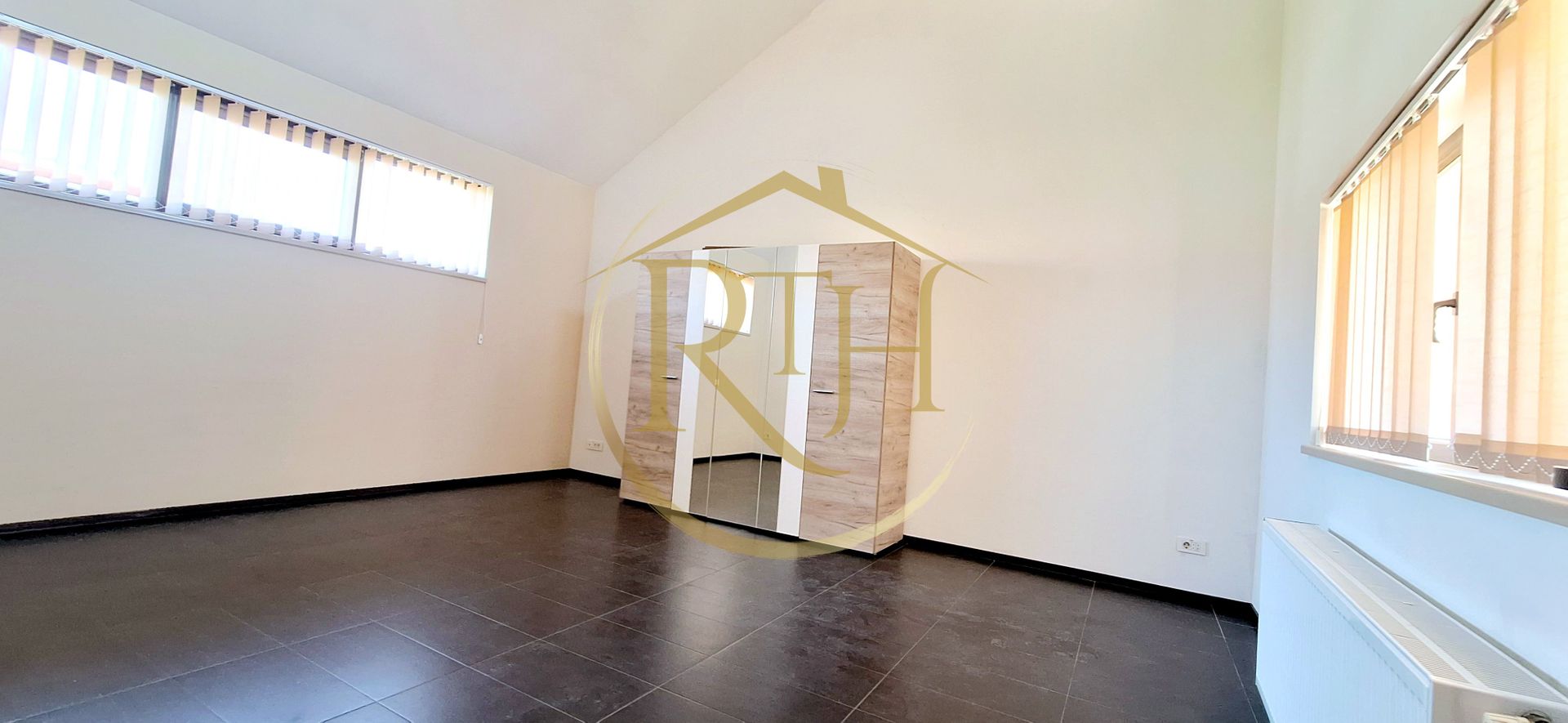 Oferim spre inchiriere, casa cu 4 camere pentru locuit sau birouri, Mehala - Poză 10