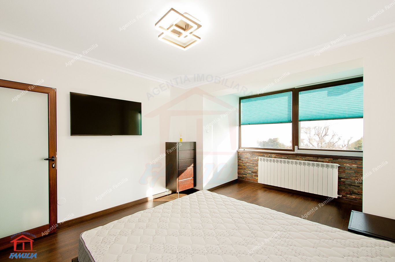 Vanzare apartament elegant cu 2 camere( Papadie) , etaj 4,105.000 EURO - Poză 8