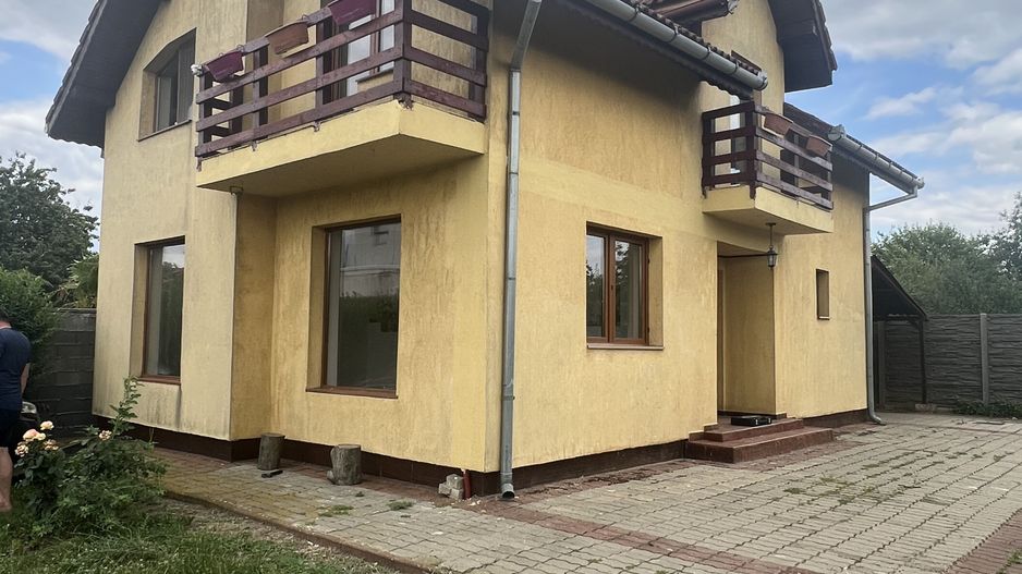 CASA DE VANZARE IN CARTIERUL PRIMAVERII -GIARMATA MARE - Poză 2