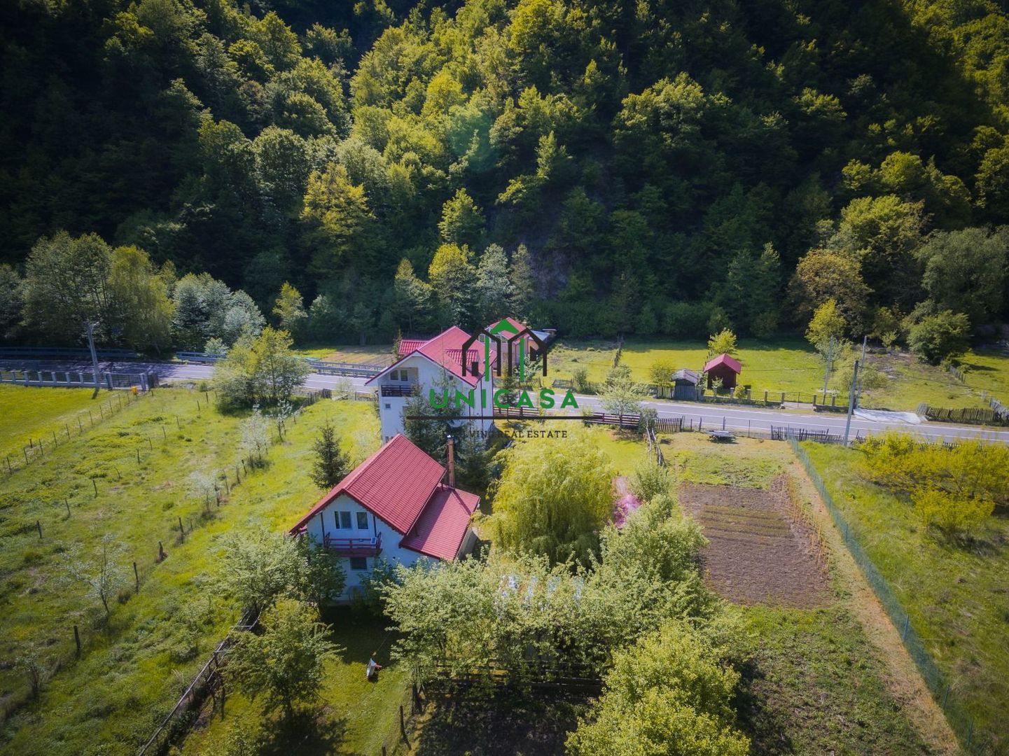 Casa - Pensiune - Malaia - Poză 1