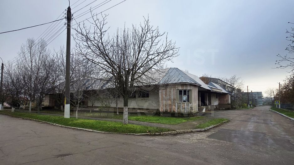 Vânzare, spațiu comercial, sat. Speia, r-nul Anenii Noi. - Poză 1