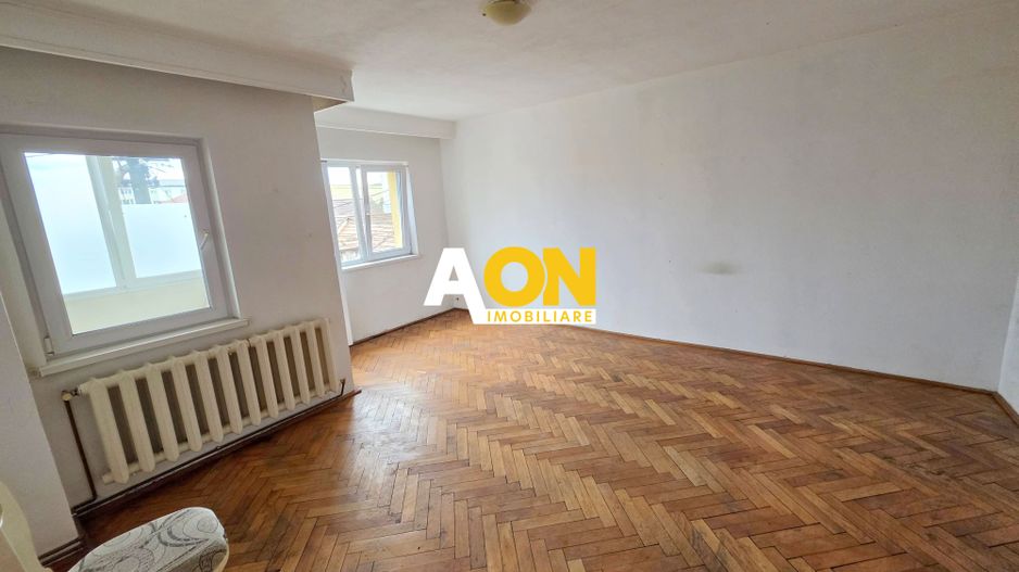 Apartament 2 camere, etaj 1, decomandat, 57 mp utili, 2 balcoane, boxa - Poză 2