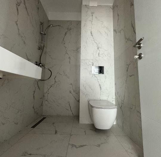 Pers fizică - Apartament de vis cu 3 camere şi vedere superba spre lac! - Poză 8