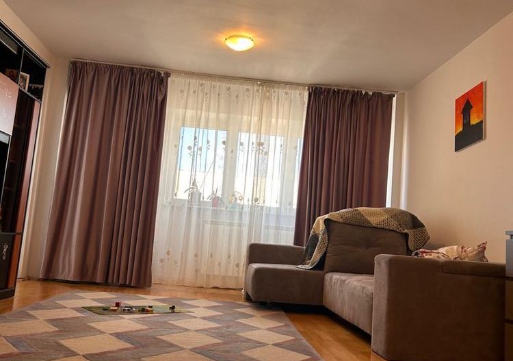 Vanzare Apartament 3 camere Nerva Traian - Poză 1