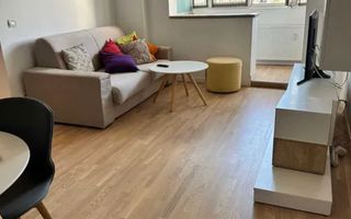 Romana | Apartament 3 camere | Mobilat si utilat | Imobil 1980 | 4 min metrou - Poză 1