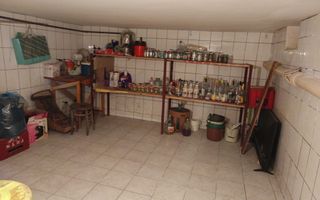 Casa de vanzare in Vladimirescu in zona primariei. - Poză 25