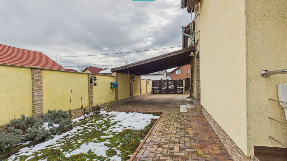 Vilă elegantă cu etaj în Zădăreni - Poză 23