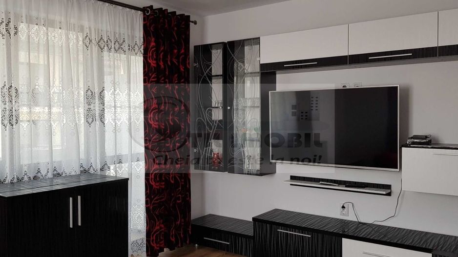 Apartament 3 camere Valea Lupului, 450 euro cu parcare inclusă - Poză 1
