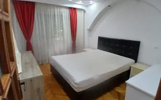 De inchiriat apartament cu 3 camere, I. C. Frimu, etaj 3, 450 euro - Poză 11