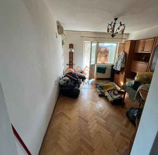 Apartament 2 camere, central, decomandat, 3/4, CT, comision 0% - Poză 4