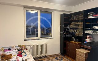 Apartament cu 3 camere de vanzare in zona Cantemir Oradea - Poză 6