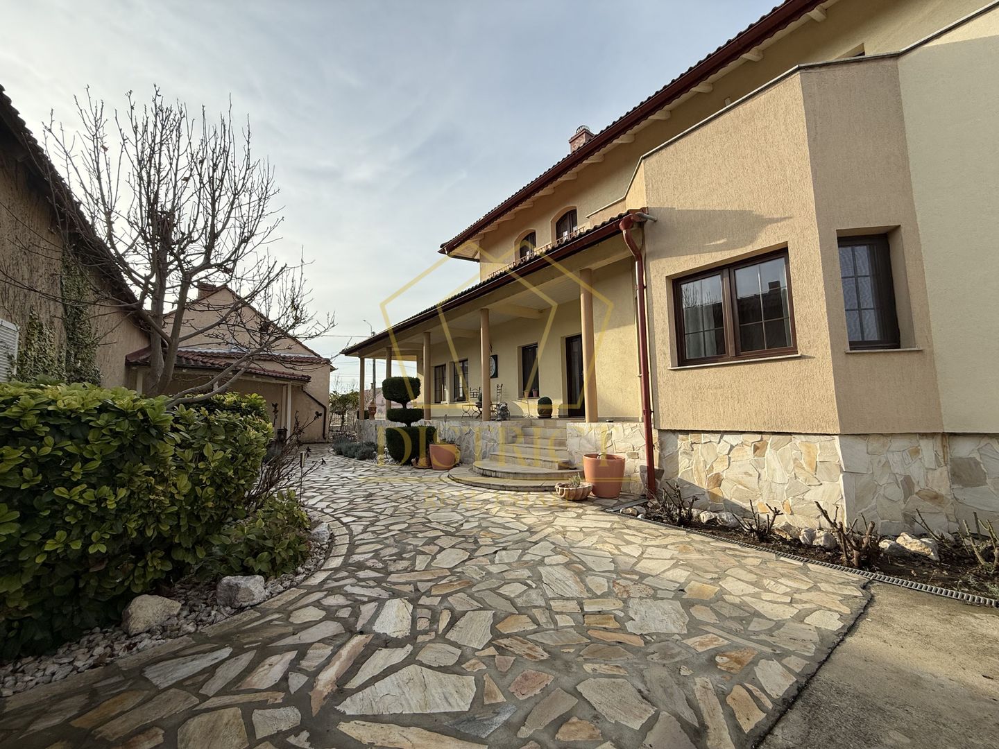 COMISION 0% Vila cu 6 camere deosebita D+P+1E I Biled - Poză 8