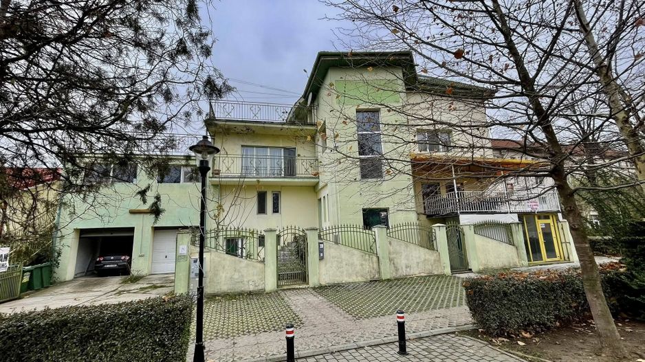 Vilă spațioasă de vânzare – Snagov, Ghermănești - Poză 1