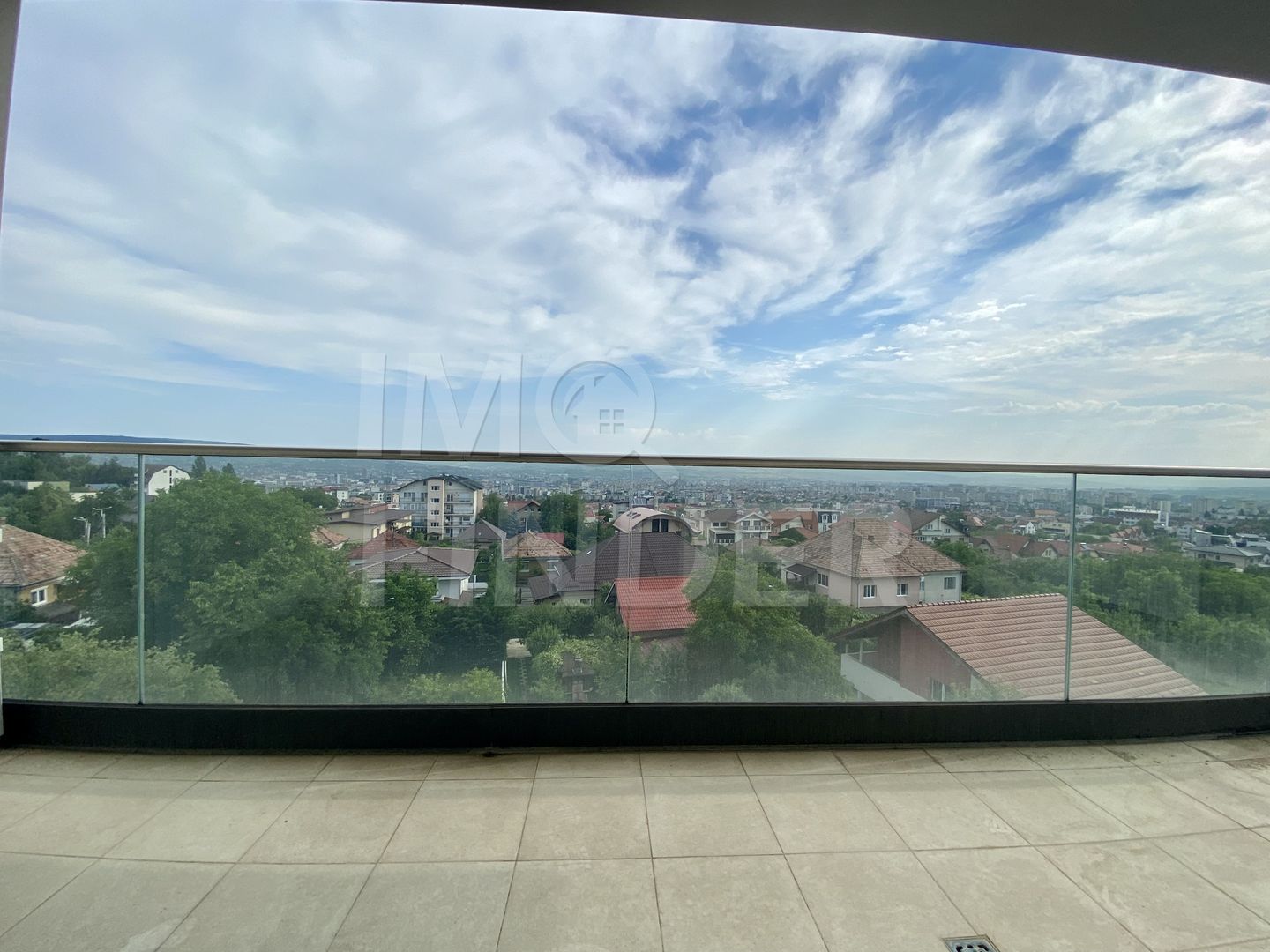 Apartament 2 camere  cu o panorama spectaculoasa - Poză 2