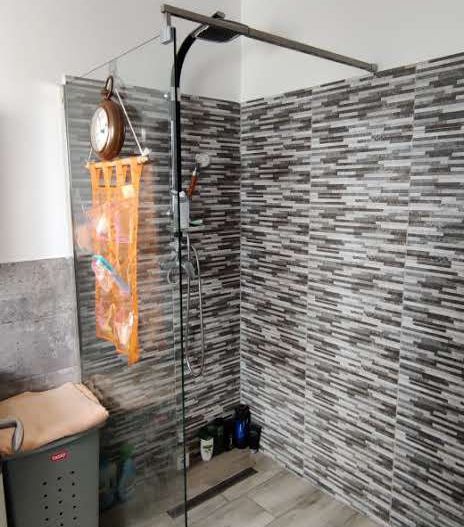 DUPLEX MOSNITA NOUA  98 MP UTILI CU 375 MP TEREN - Poză 9