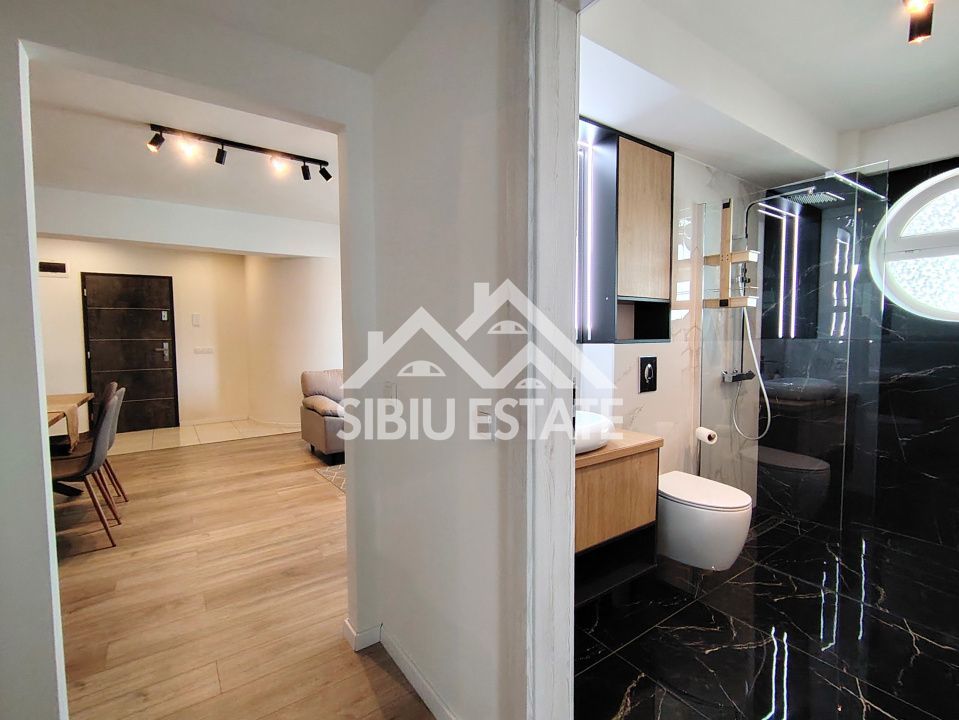 Apartament de inchiriat 3 camere, 2 bai SIBIU central - Poză 14