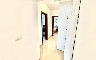 Apartament cu 2 camere decomandat situat la etajul 1 in Giroc - Poză 8