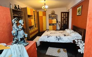APARTAMENT CU 2 CAMERE DECOMANDAT CALEA ARADULUI - Poză 3