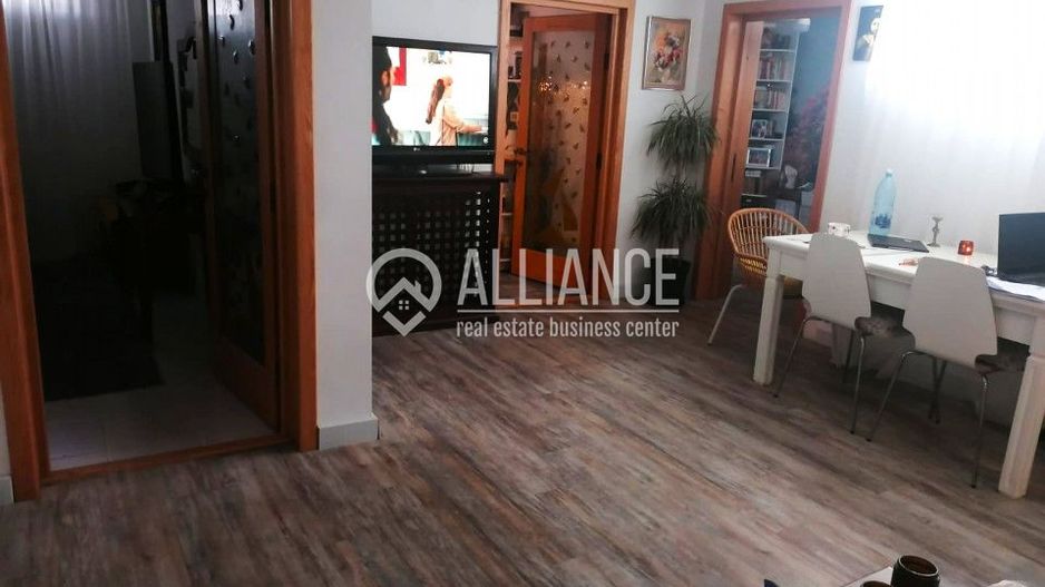 INEL II (COD10) - Spatiu comercial de inchiriat - Poză 8