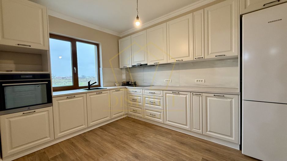 Duplex despartit prin perete dublu 127 mp utili | Sacalaz - Poză 6