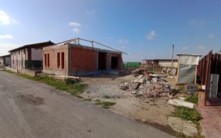 Sanandrei Casa Individuala Pe Parter, 3 Cam, Drum Asfaltat. Toate Utilitatiile - Poză 1