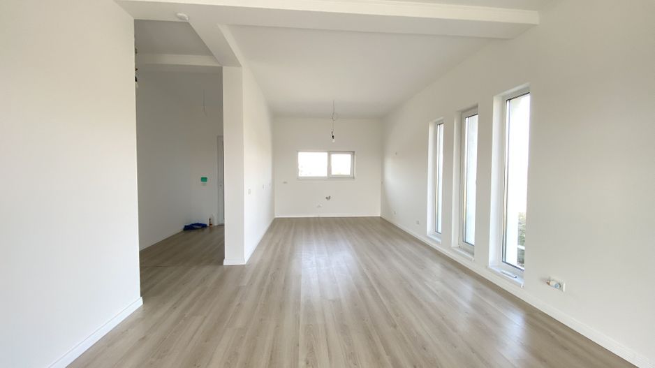 COMISION 0%, DUPLEX 4 Camere, PANOURI SOLARE, 108 MP, SĂCĂLAZ, Centru - Poză 7