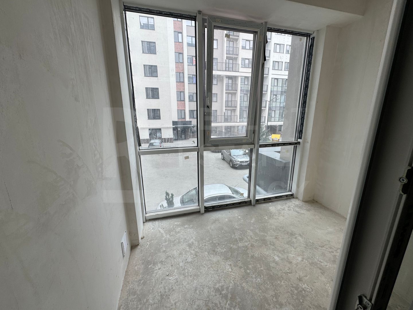 Vânzare apartament 2 camere, 73.8 mp, str. Milescu Spătaru, Ciocana - Poză 3