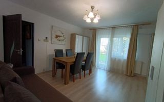 Vând apartament decomandat cu 3 camere, micro 16 - Poză 2