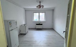 Garsoniera 22 mp | Zona Lazaret | Etaj 1 - Poză 1