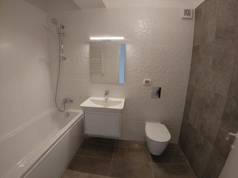 Apartament 3 camere nou in imobil finalizat Ianga Padurea Baneasa - Poză 5