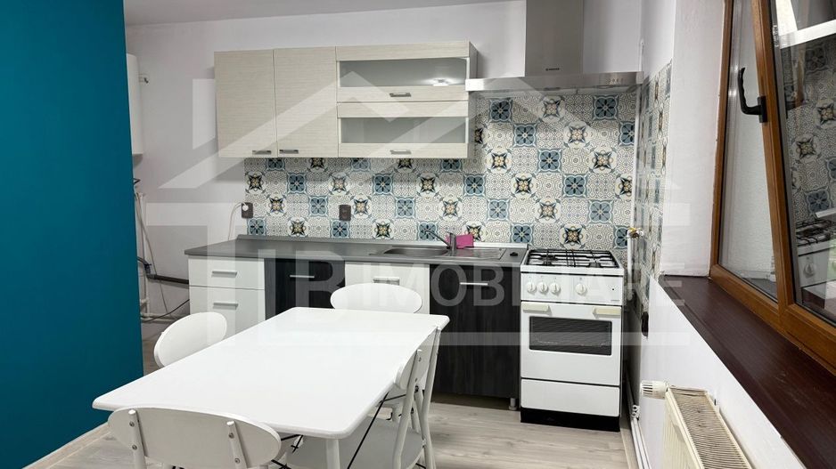 Apartament cu o camera, 40mp, Zona Semicentrala - Poză 3