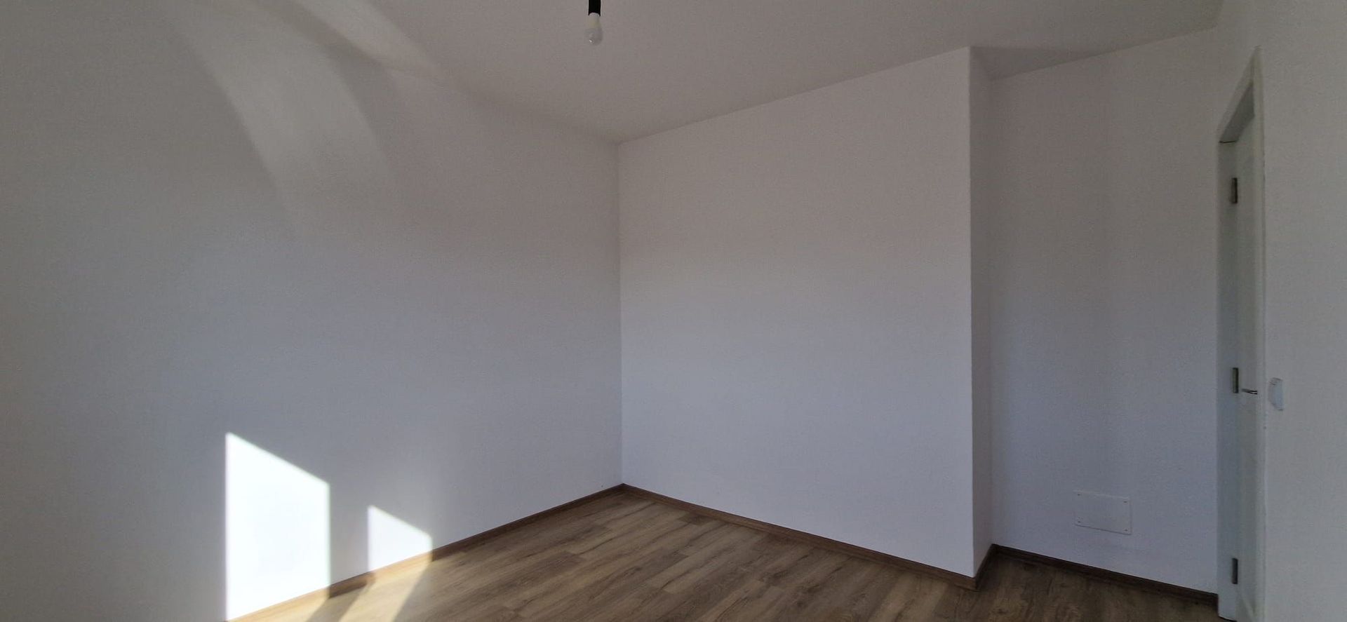 Apartament 2 camere, D.48 mp+ loc de parcare Lunca Cetatuii 89000 euro - Poză 4