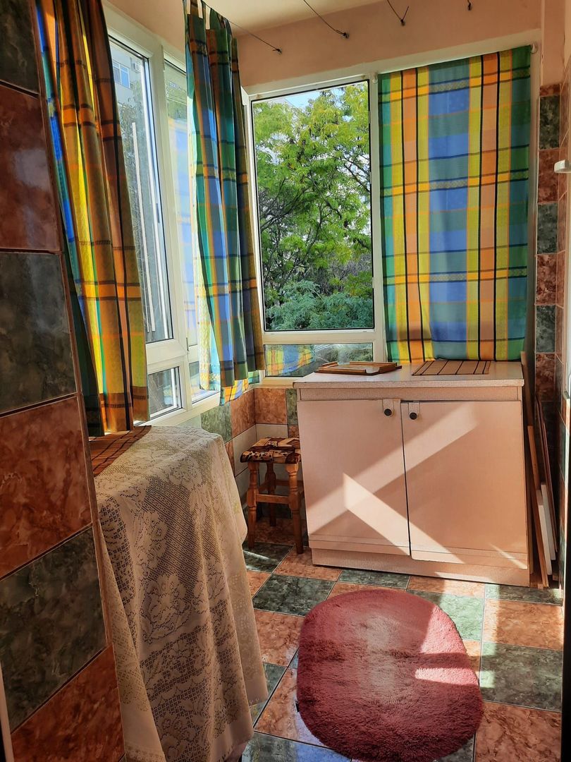 Vânzare apartament 2 camere  in Titan, 5 min metrou Grigorescu - Poză 3