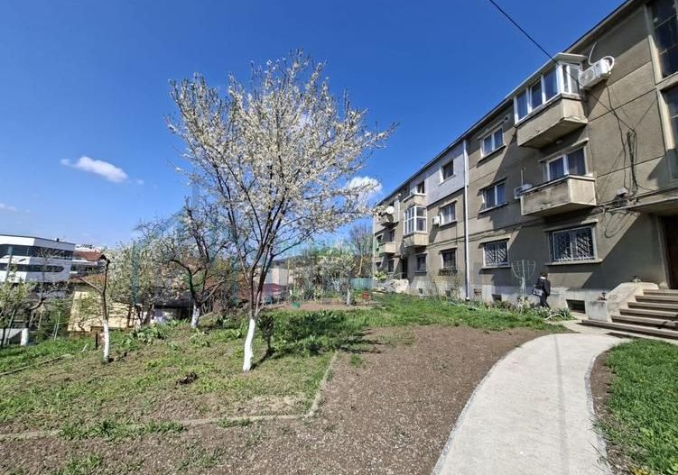 Apartament de închiriat, 3 camere, zona centrală Iași - Poză 1