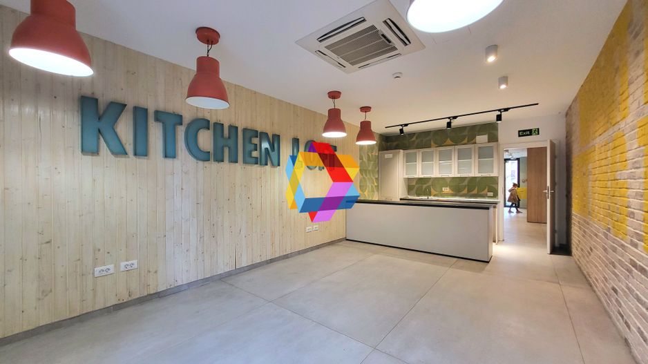 Spatiu in zona Coresi cu finisaje premium - 213 mp # plus-imo.ro - Poză 7