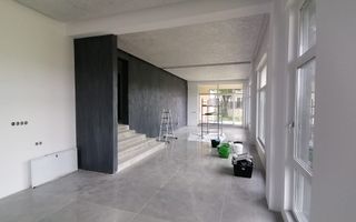 Casa  Exclusivista cu piscina si 1200 mp de teren, in Cisnadie - Poză 3