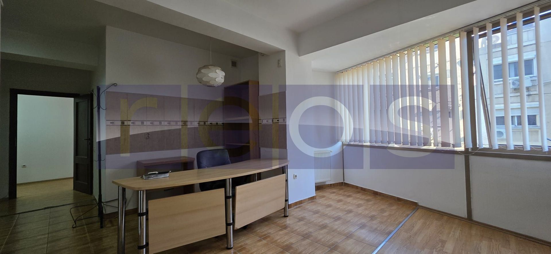 VANZARE 2 CAMERE DECOMANDATA 48 MP - Poză 1