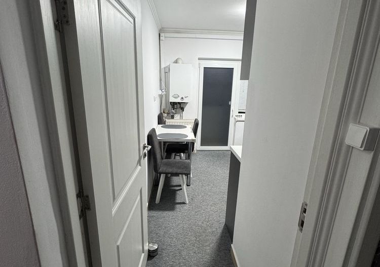 BRASADAS vinde ap 2 cam etaj 3/4 Micro 17. - Poză 5