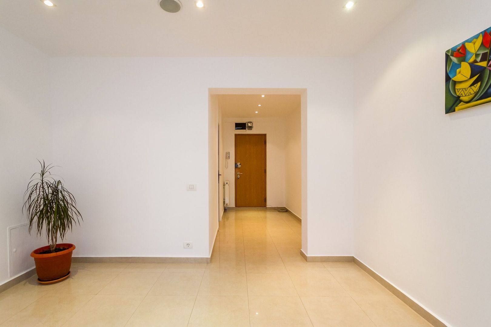 COMISION 0% - Apartament 104 mp, BLOC 1980, pe CALEA VICTORIEI, langa H. Hilton - Poză 3