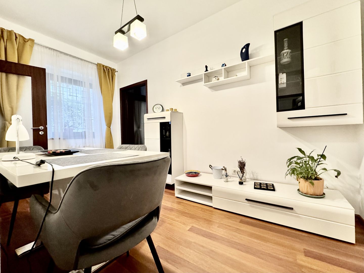 Centrul orașului la un pas – 2 camere cochet si primitor, Take Ionescu - Poză 7