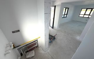 Casa noua moderna P+1 zona Ford cu incalzire in pardoseala 518mp - Poză 5